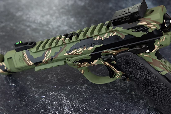 Predator Stripe Camo Mamba B