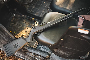 Vanquish 22 Superlite on UTV